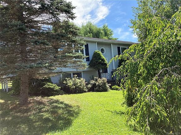 2nd image of 22 C E Penney Dr