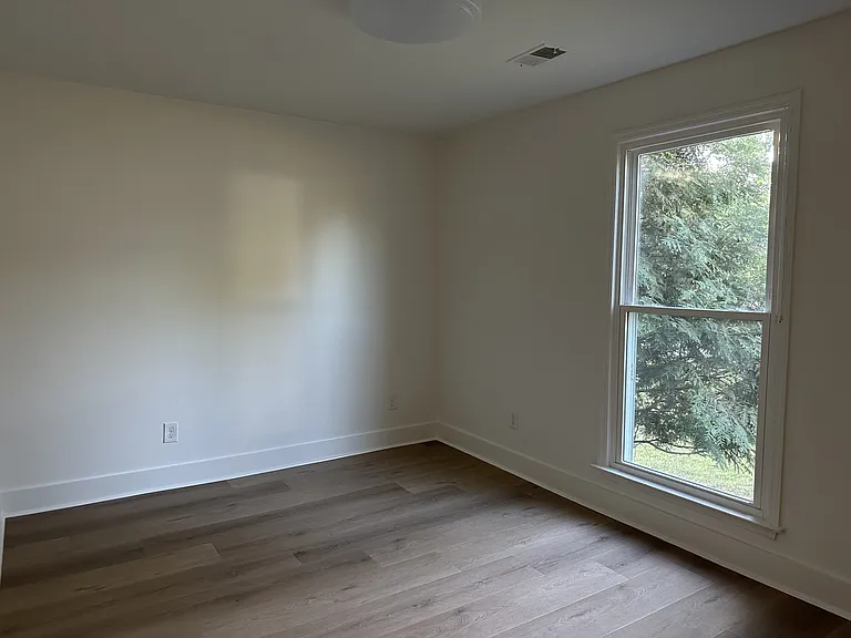 520 Riverview Dr — Photo 44