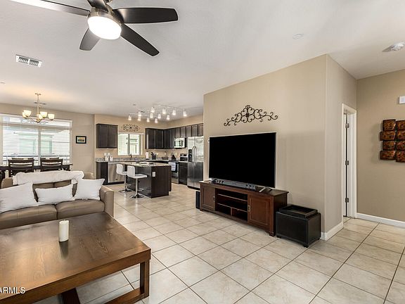 5th image of 2150 W Alameda Road #1181