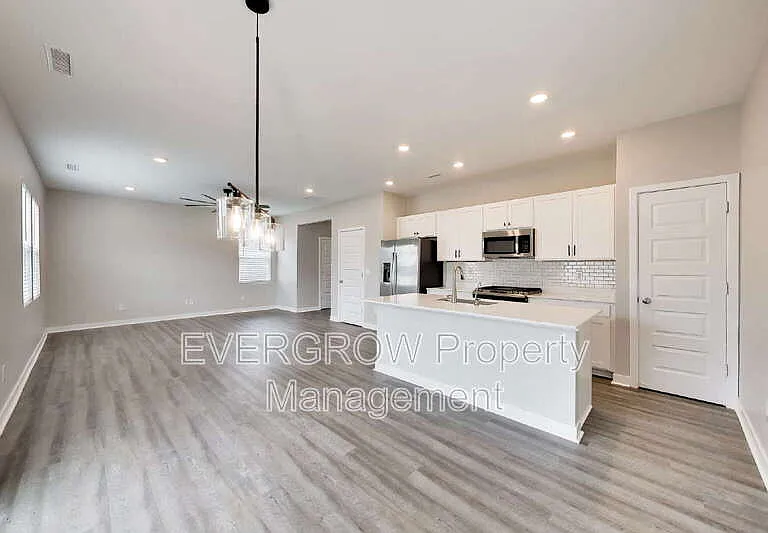 4526 Wild Turkey Dr — Photo 9