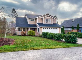 4615 Elmwood Dr, Blaine, WA 98230