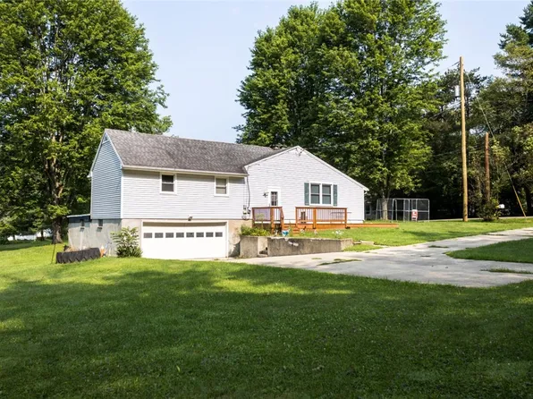 9436 Maple St, Painted Post, NY 14870