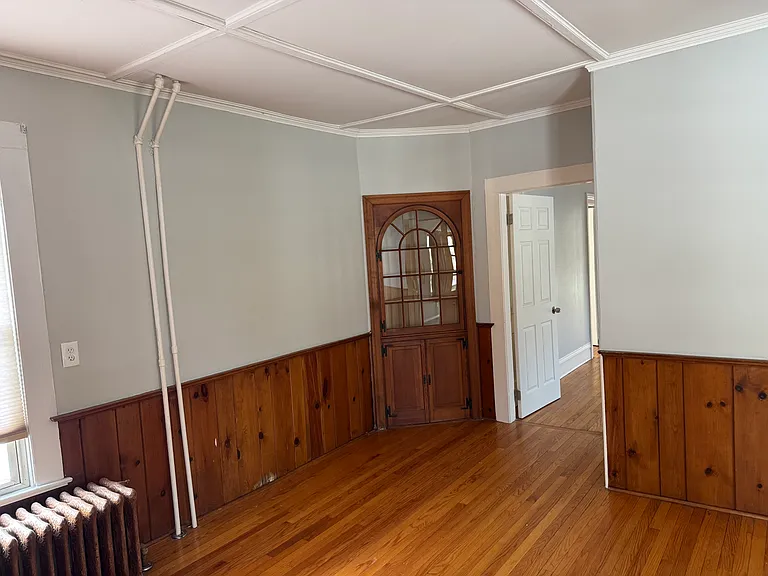 465 Hills St — Photo 12