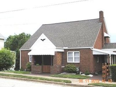 643 Wylie Ave, Jeannette, PA, 15644
