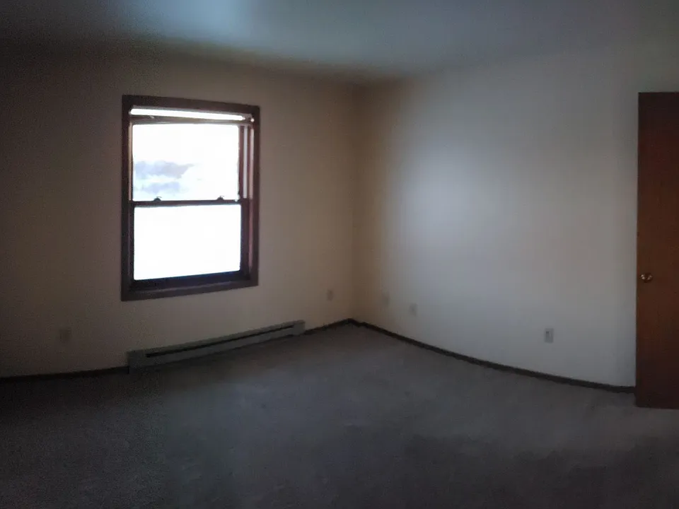 Building Photo 5