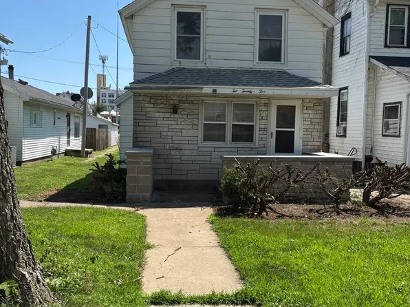 225 3rd Ave S, Clinton, IA 52732