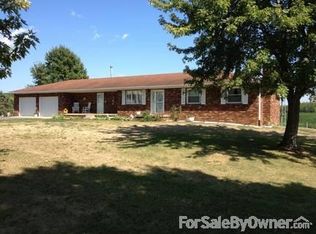 11221 N Us 24 Hwy, Lewistown, IL 61542