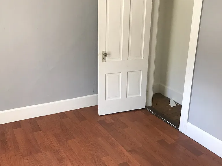 320 Pleasant St #11 — Photo 3