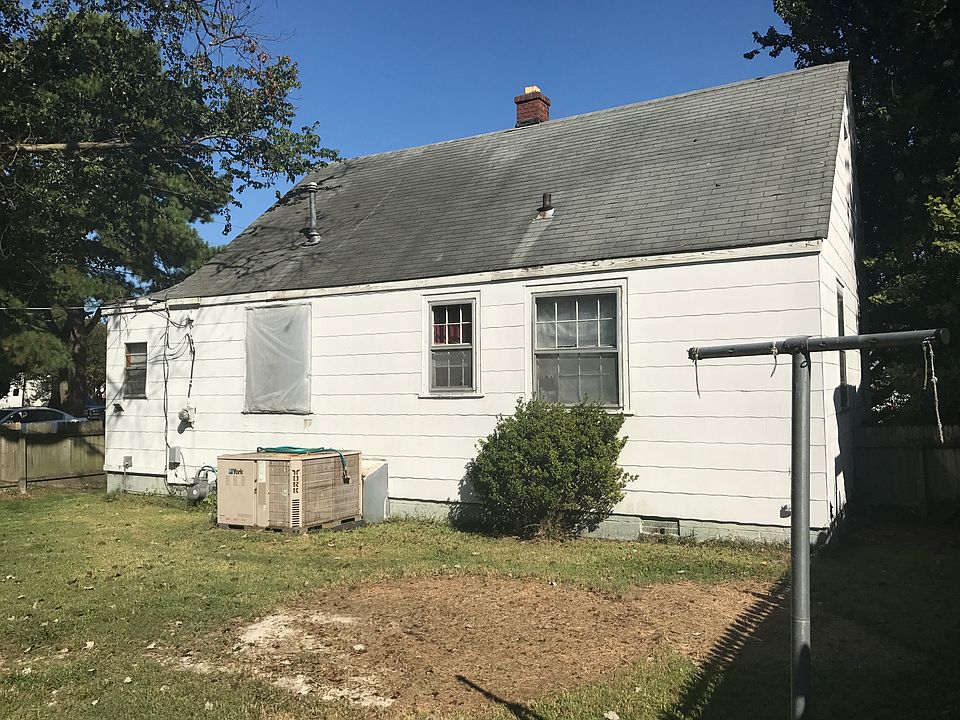2nd image of 3313 Nelson St