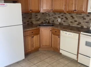 220 Monce Rd, Burlington, CT 06013