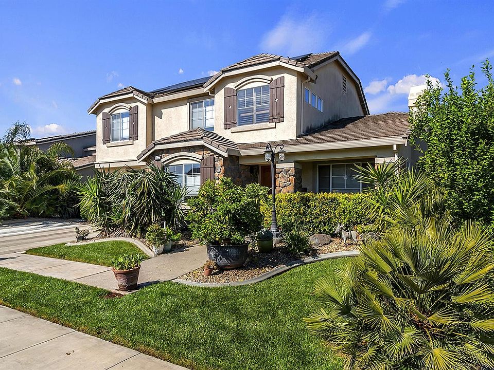 1st image of 1765 Bella Terra Dr