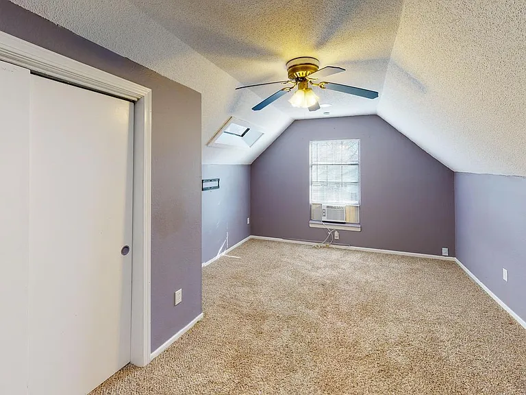 4809 S Kendall Dr — Photo 13