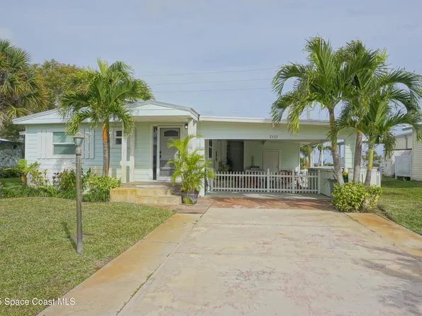 7535 Agawam Rd, Micco, FL 32976