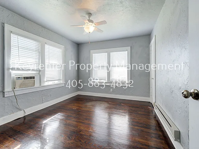 1123 NW 30th St — Photo 28