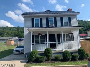 848 Six Mile Run Rd, Defiance, PA 16633