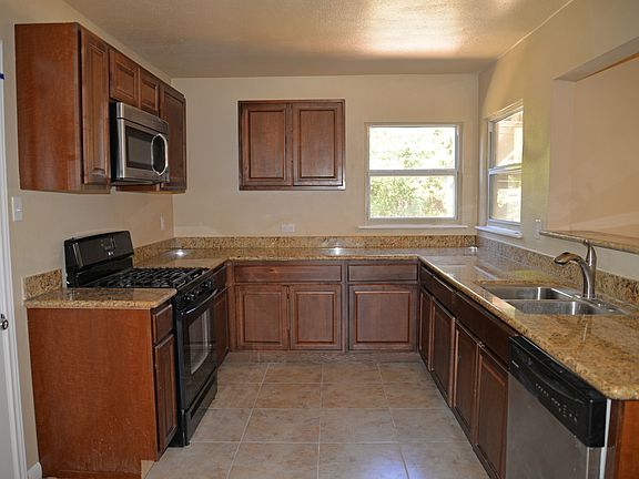 5th image of 2429 W Mulberry Ave