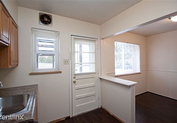 4 KITCHEN IMG_9963A
