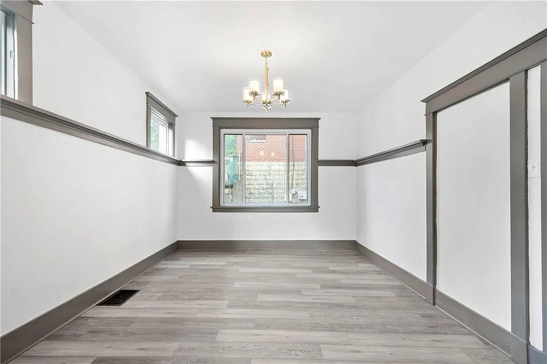 2 bed, 1300 sqft, $1,450 — Photo 2
