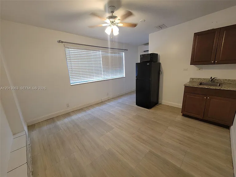 6730 Charleston St #B-2 — Photo 9