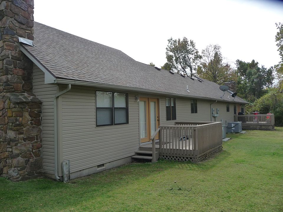 2nd image of 3045 N Loma Linda Dr #B