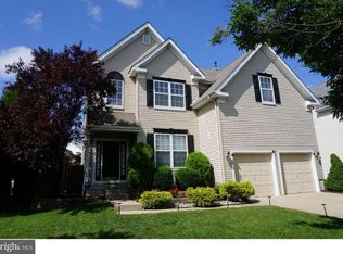 30 Ann Dr, Mount Laurel, NJ 08054