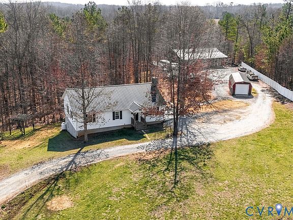 3rd image of 7601 Amelia Springs Rd