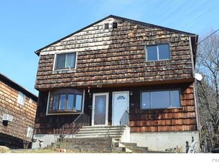 176 Robert St, Bridgeport, CT 06606