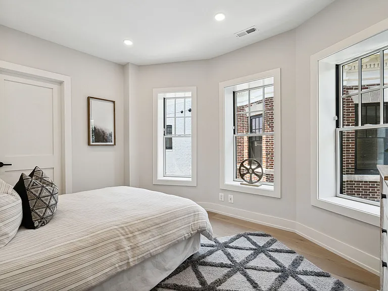 1744 Lanier Pl NW #3 — Photo 24