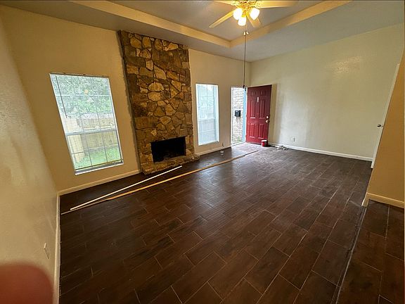 3rd image of 11209 Shannon Hills Dr