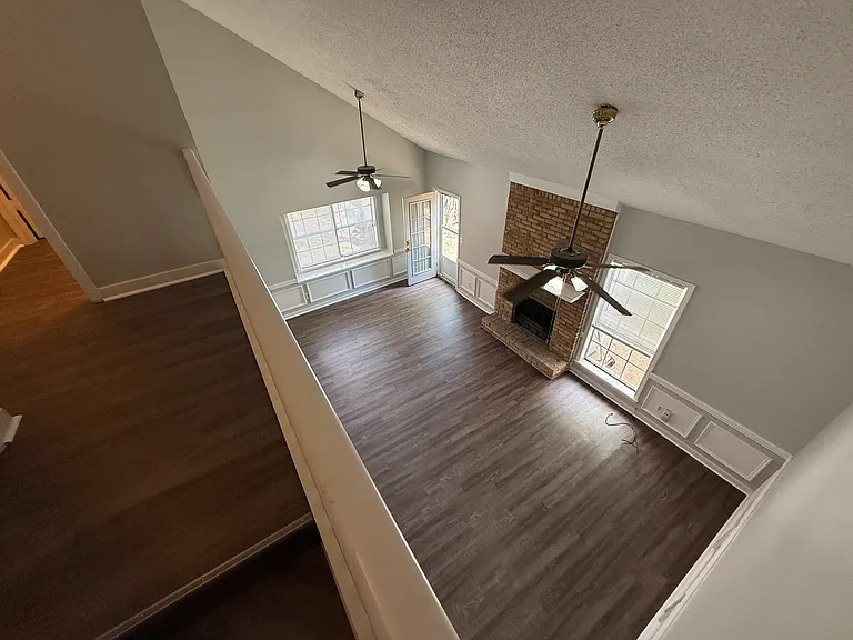 35 Meadowoods Ter — Photo 16