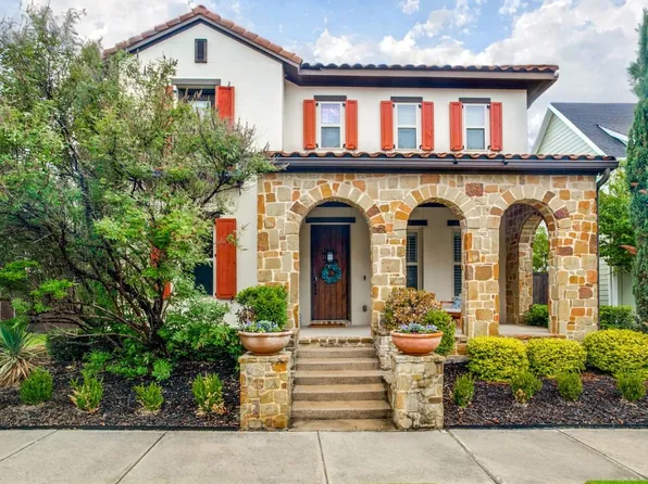 2229 Shakespeare St, Carrollton, TX 75010
