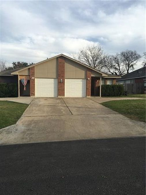 1st image of 302 Tamara Dr APT B