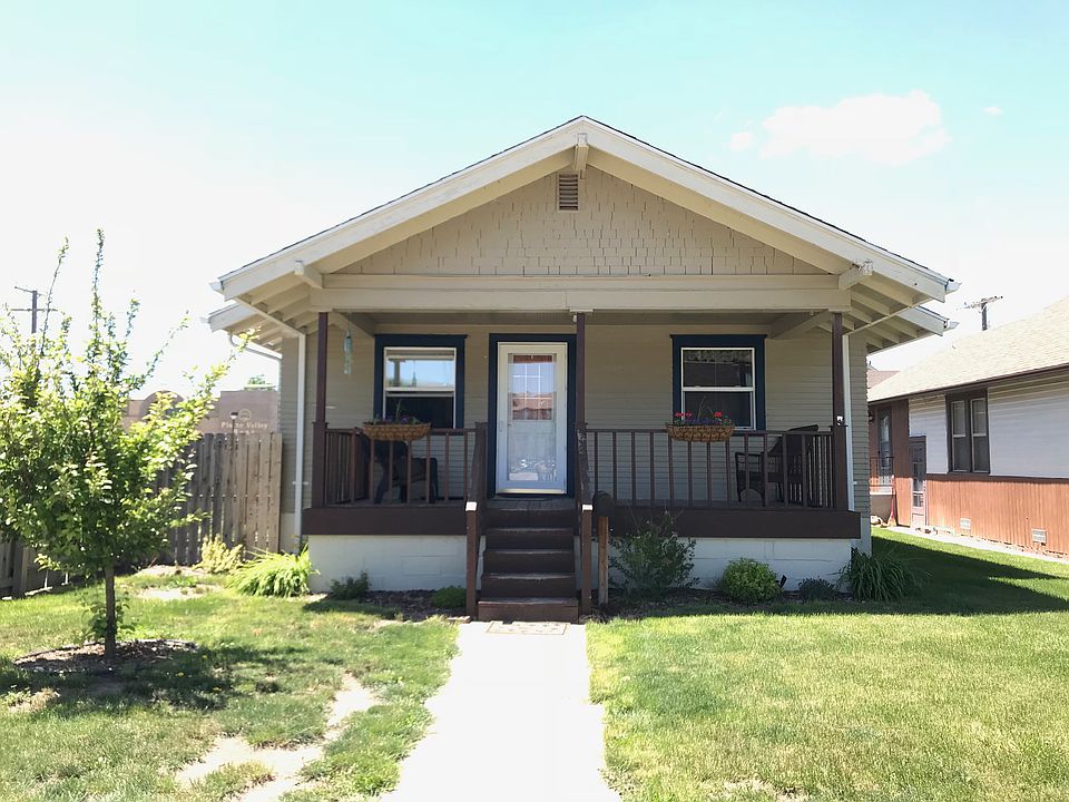1st image of 2226 E A St