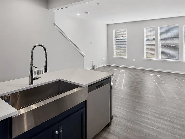 10570 Sally Ride Ln — Photo 11