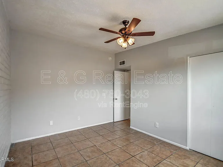 1612 E Gaylon Dr — Photo 30