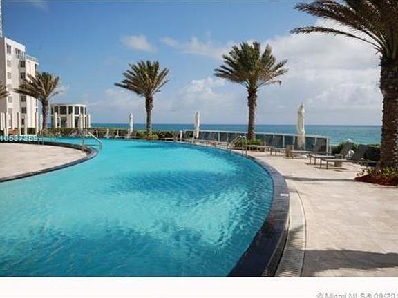3rd image of 17201 Collins Ave APT 2308