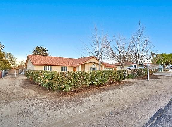 3rd image of 9551 Riggins Rd