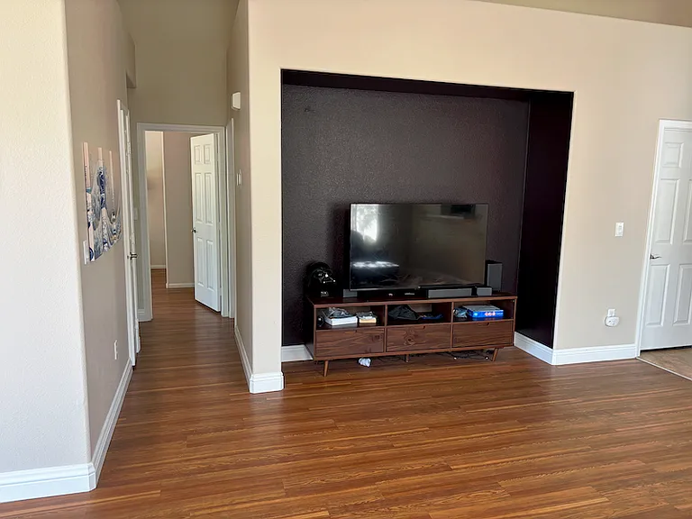 9753 Arrowcrest Ave — Photo 17