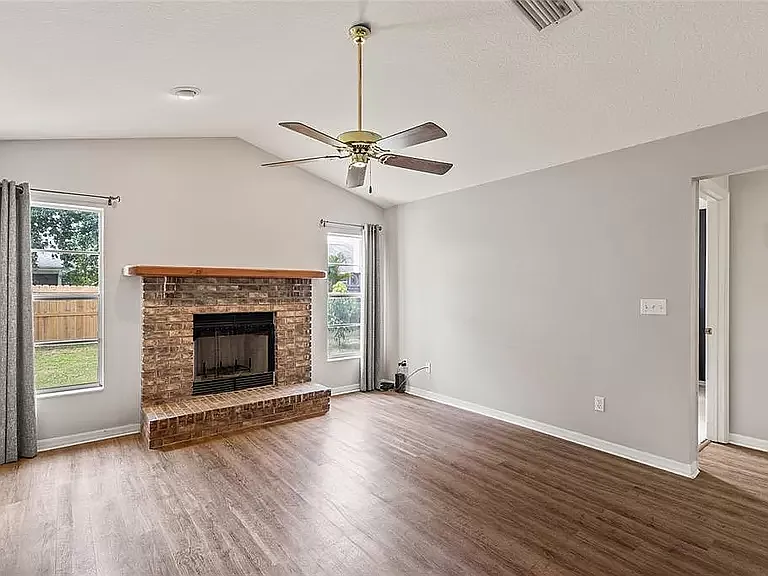 1547 Spring Ridge Cir #1 — Photo 6