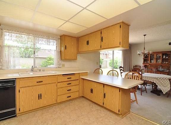 4th image of 5342 Vallecito Ave
