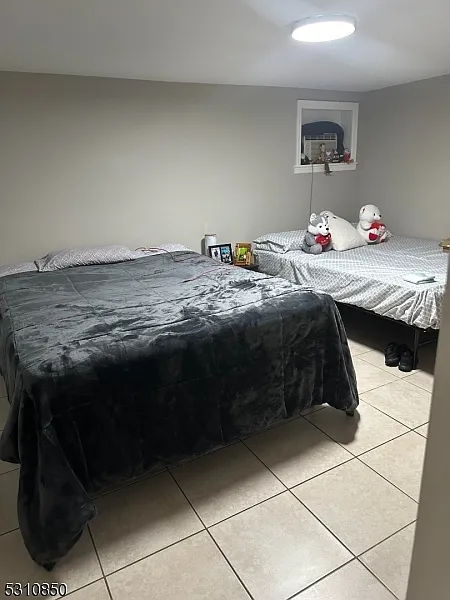 2 bed, $2,000 — Photo 2