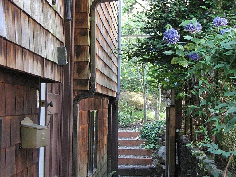Entry way