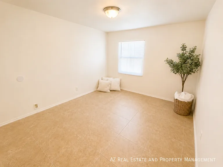 1507 N 15th Ave — Photo 26