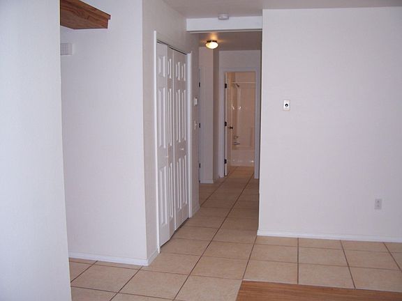 5th image of 217 Roosevelt Ave #A