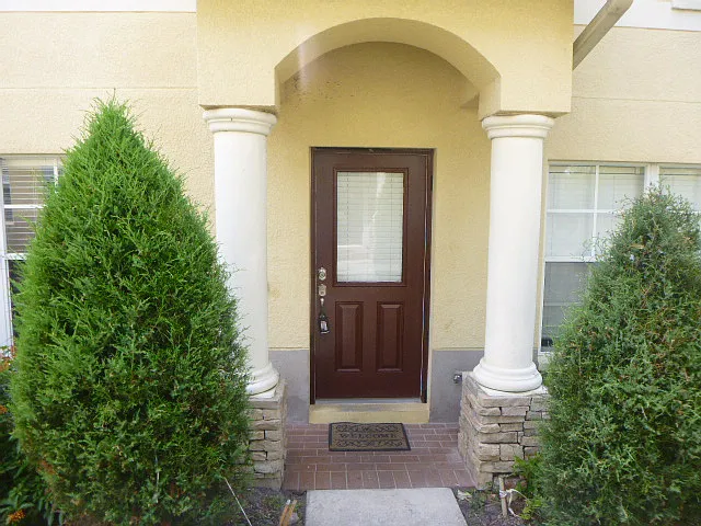 Brickside Ct 10932 - 1 — Photo 2