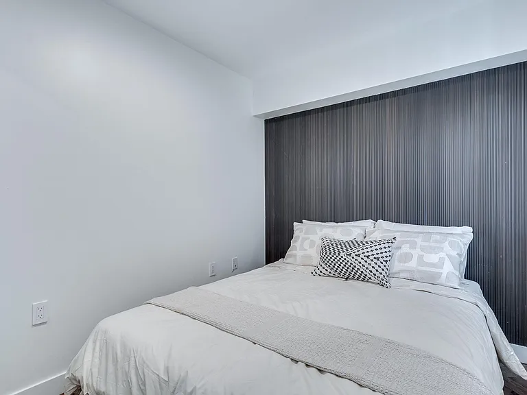 1168 Pendrell St #104 — Photo 13