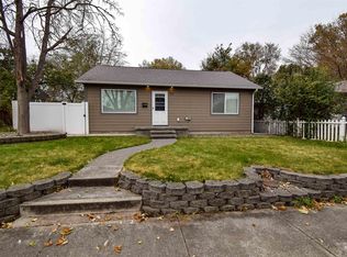 932 4th St, Asotin, WA 99403