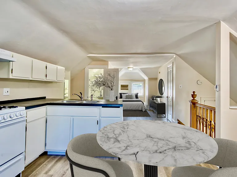 1133 N Corona St #C8 — Photo 3