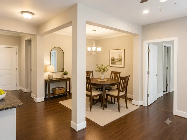 9523 Bastille St #1-106, Fairfax, VA 22031