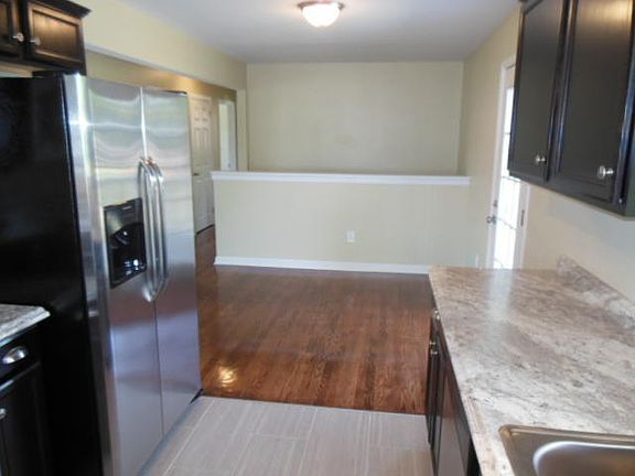 4th image of 5744 Sierra Dr